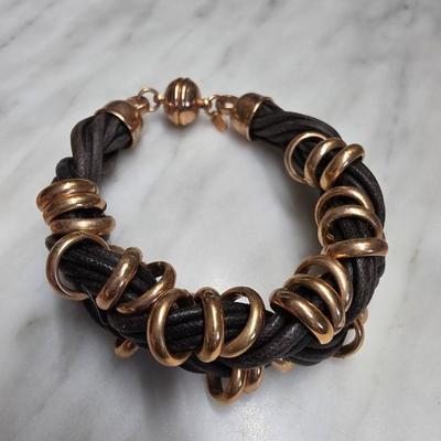 Sale Photo Thumbnail #372