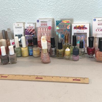 Nail Lot - Press On Nails, Nail Acrylic, Shimmer, & Polish