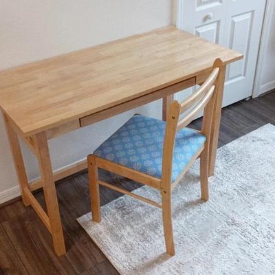 Solid Oak Computer Desk 44x22x30 W/ Chair