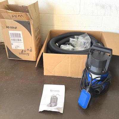 Homdox Submersible Pump 8000l/h + Tubing 