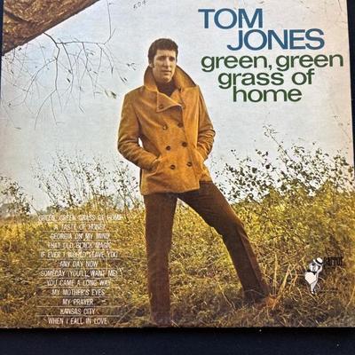 Sale Photo Thumbnail #393