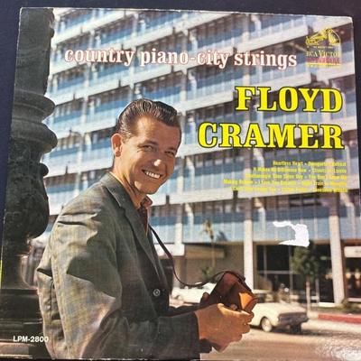 Sale Photo Thumbnail #125