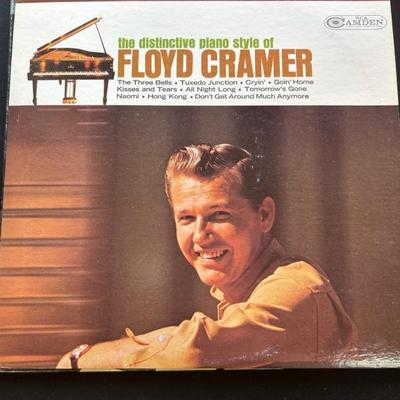 Sale Photo Thumbnail #126