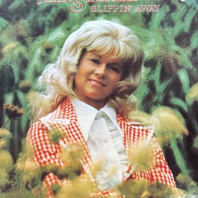 Sale Photo Thumbnail #171