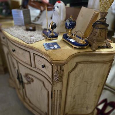 Sale Photo Thumbnail #90