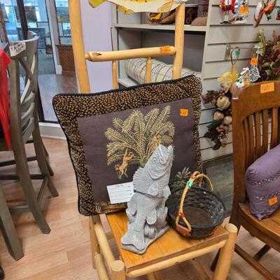 Sale Photo Thumbnail #3