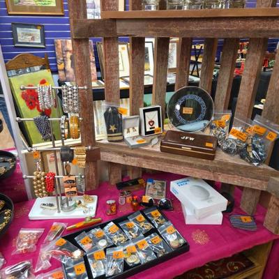 Sale Photo Thumbnail #54