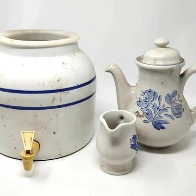 Vintage Pfaltzgraff Teatime & MTN Water Pitcher 