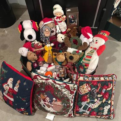 Holiday Plushies Pillows & Figurines