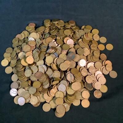 Approximately 1,000 Wheat Cents