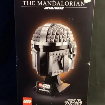 LEGO Star Wars The Mandalorian Helmet Set 75328 584pcs New In Box
