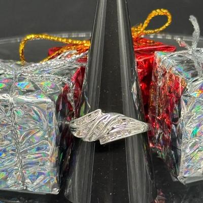 008) NAGL Certified- 10k White Gold Diamond Ring – Baguette Accents – 0.10 ctw