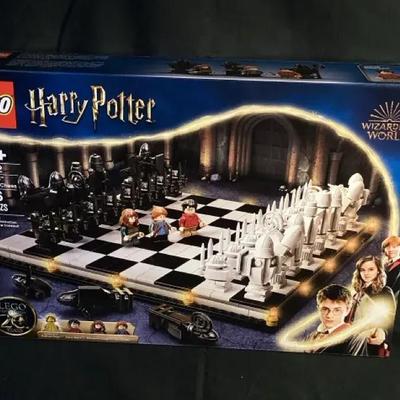 LEGO Harry Potter Hogwarts Wizard’s Chess Set 76392 876pcs New In Box