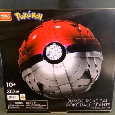 New Pokémon Jumbo Poke Ball