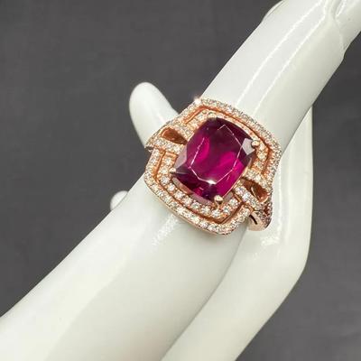 009) NAGL Certified 14K Rose Gold Rhodolite Garnet & Diamond Ring – 2.84ctw, Cushion Center
