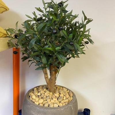 Sale Photo Thumbnail #79