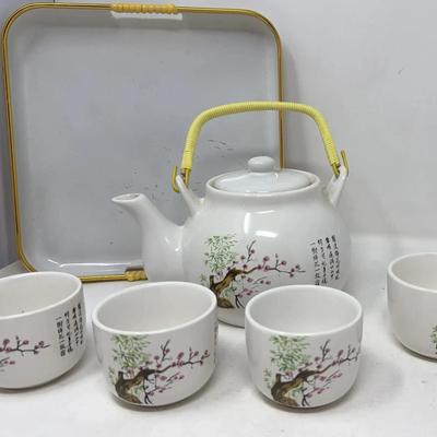 Taiwanese Tea Set