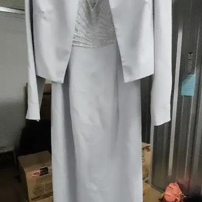 Sean Couture Mother of the Bride Gown – Elegant Silver Size 10