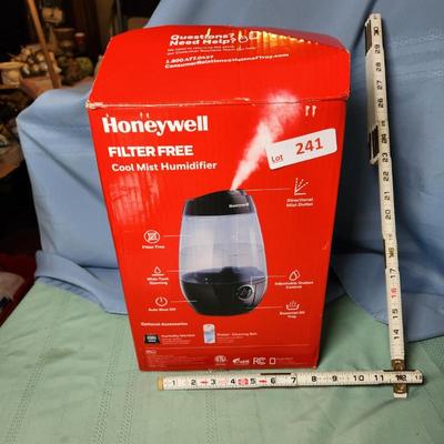 Sale Photo Thumbnail #36