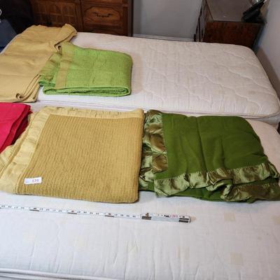 Sale Photo Thumbnail #510