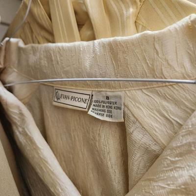 Sale Photo Thumbnail #573