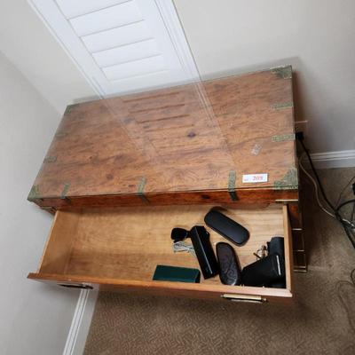 Sale Photo Thumbnail #597