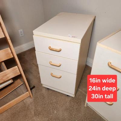 Sale Photo Thumbnail #438