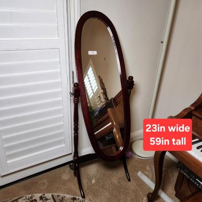 Sale Photo Thumbnail #164