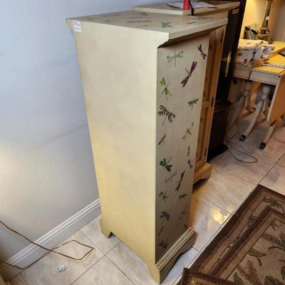 Sale Photo Thumbnail #241