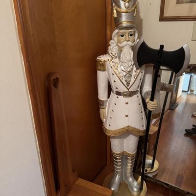 Sale Photo Thumbnail #3