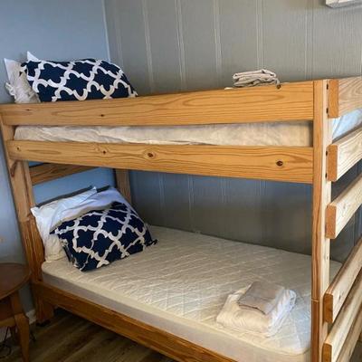 Sale Photo Thumbnail #82