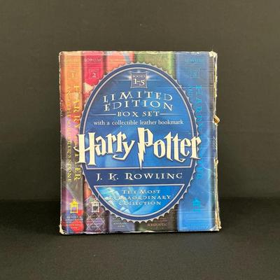 Harry Potter Limited Edition Box Set, Books 1 - 5