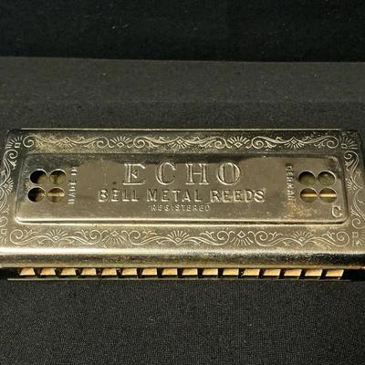 Vintage M.Hohner Echo Harp Tremolo Harmonica 