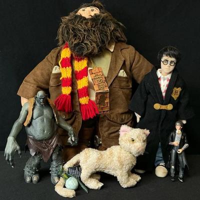  Harry Potter Plush And Figurines