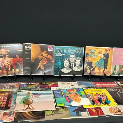 Lot Of 1920 Pop Vinyls 