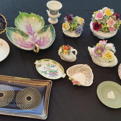 Porcelain Collectibles Assorted Bones China And Porcelain Collectibles