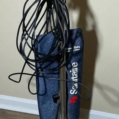 Sanitaria Upright Vacuum