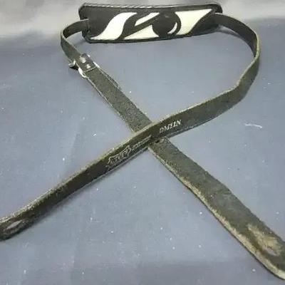 44" Levy's Leathers Guitar Strap