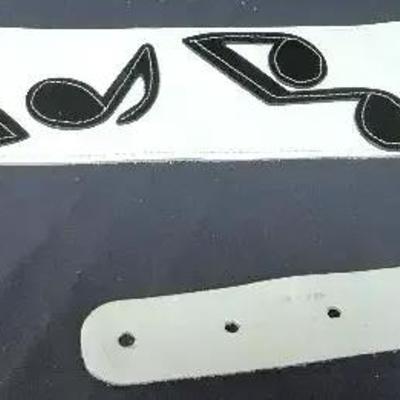 Adjustable White Leather Guitar Strap With Black Musical Notes