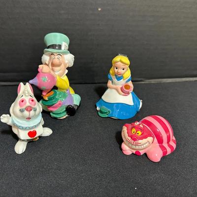 Ceramic Disney Alice In Wonderland S&P Shakers & Figures