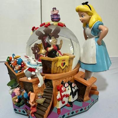 Rare Disney Alice In Wonderland Snow Globe Music Box