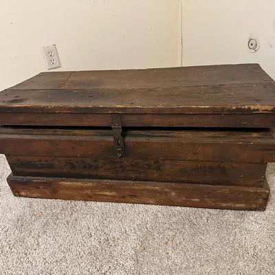 Antique Wood Trunk - Project