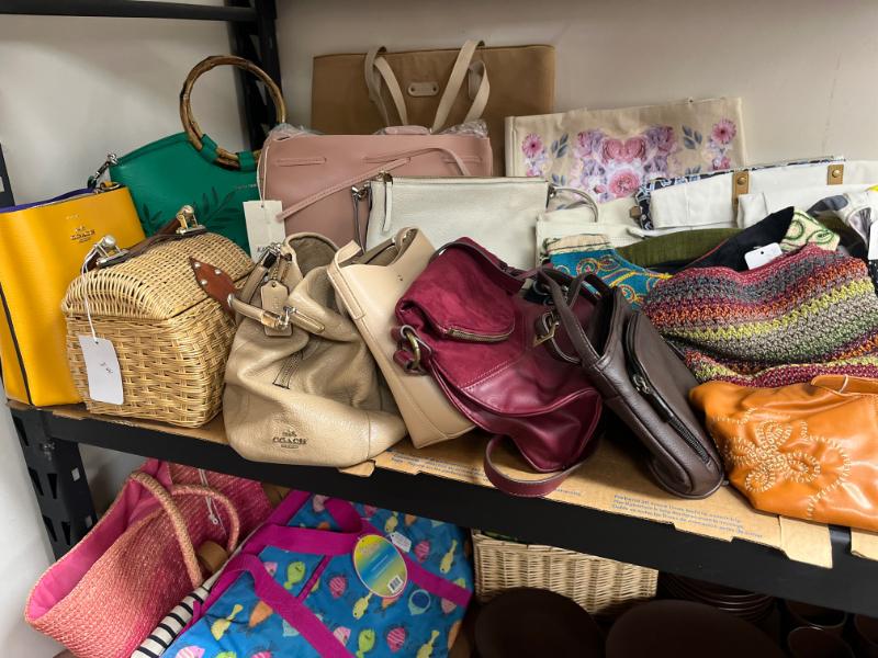 Sale Photo Thumbnail #40