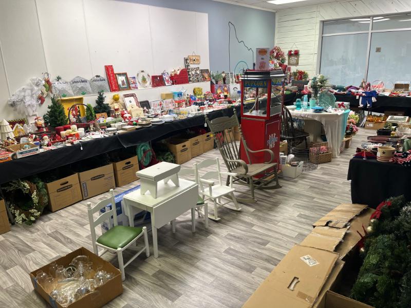 Sale Photo Thumbnail #16