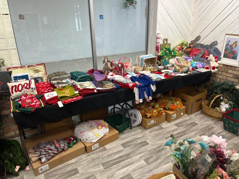 Sale Photo Thumbnail #15