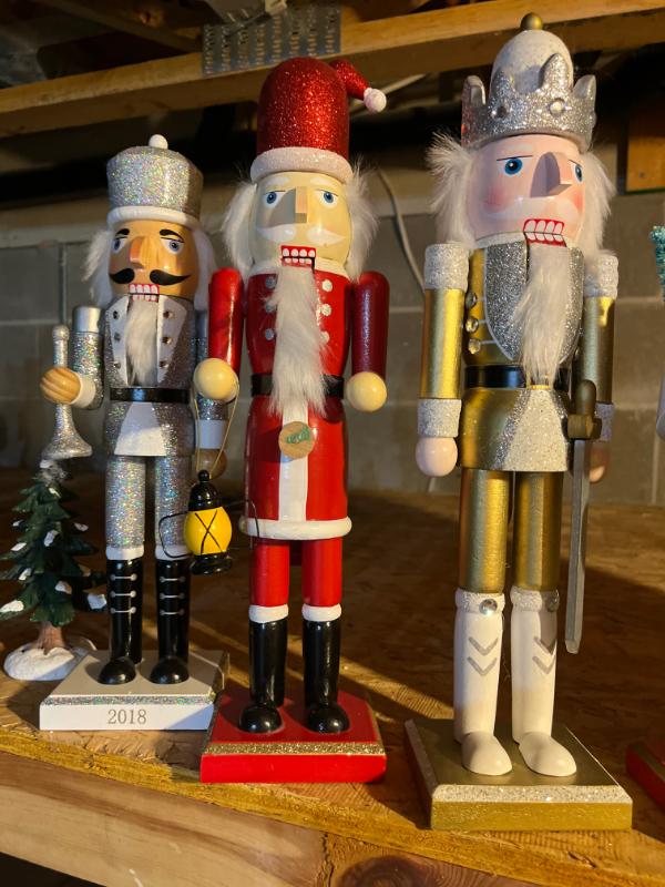 Sale Photo Thumbnail #42