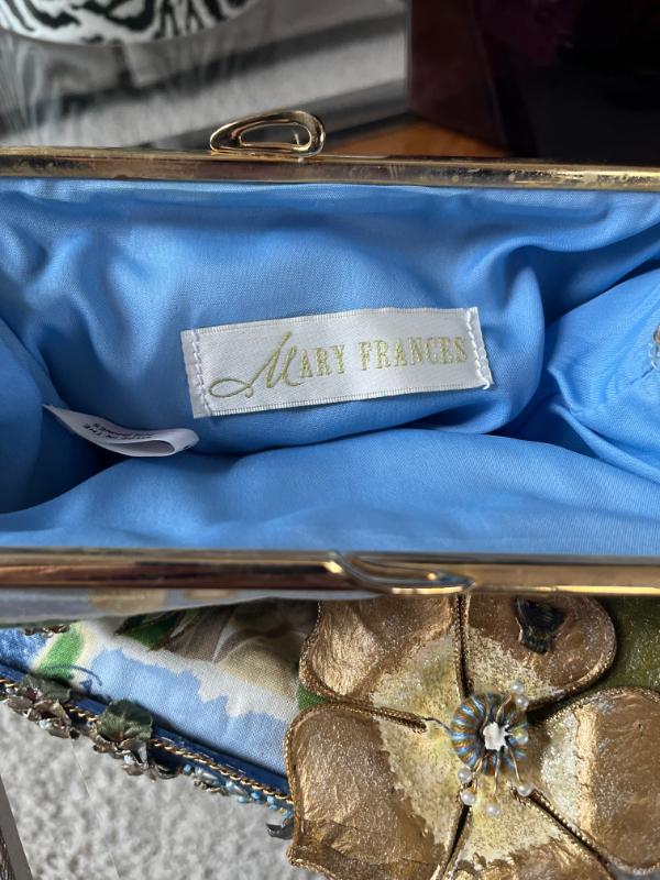 Sale Photo Thumbnail #2