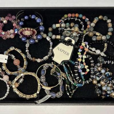 Sale Photo Thumbnail #73