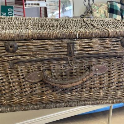 Sale Photo Thumbnail #543