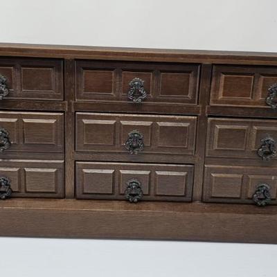 Sale Photo Thumbnail #272